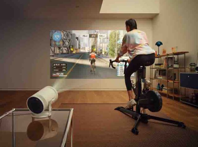 ¿Cómo sacarle provecho a un proyector en casa?