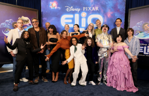 “Elio” de Disney y Pixar deslumbró en la alfombra azul de Hollywood: todo lo que debes saber antes del estreno