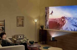 LG presenta el nuevo proyector 4K CineBeam S: cine en casa sin límites