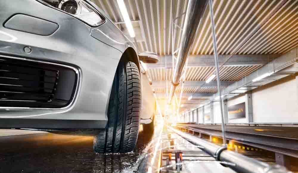 Continental__PremiumContact-6__KeyVisual__Productshot (1) (1)