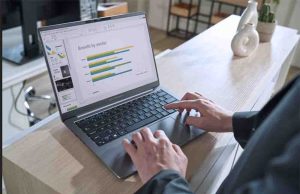 Laptop equivocada, negocio en riesgo: la decisión tecnológica que define a las PyMEs