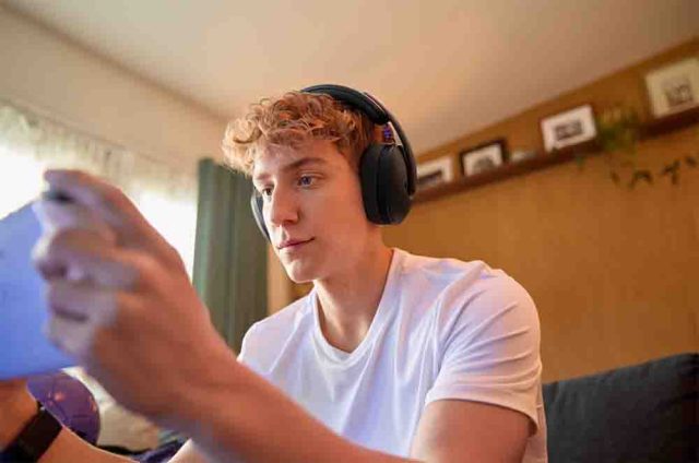 Logitech G apuesta por el juego sin cables con los nuevos G325 inalámbricos