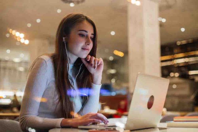 HP impulsa el trabajo híbrido con nuevas soluciones de audio y videoconferencia inteligente