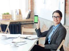 El celular se convirtió en la oficina de miles de emprendedores en América Latina