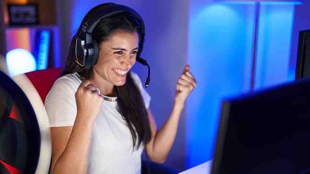 Tecnología inteligente: el regalo ideal para sorprender a mamá en su día a día