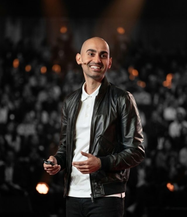 Neil Patel llegará a Medellín como invitado principal de Hotmart FIRE Sessions 2026