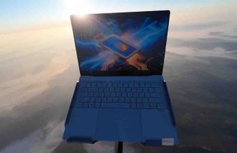 ASUS ExpertBook Ultra llega a Colombia con inteligencia artificial, resistencia extrema y menos de un kilo de peso