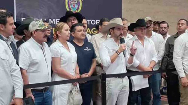 “Los medios comunitarios, alternativos e independientes serán prioridad”: Abelardo de la Espriella plantea transformar el Ministerio TIC