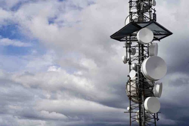 MinTIC activa plan de emergencia para mantener conectada a Colombia tras el terremoto