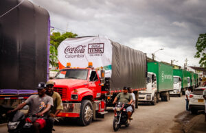 Sistema Coca-Cola moviliza capacidades logísticas y anuncia plan de reconstrucción tras terremoto en Colombia