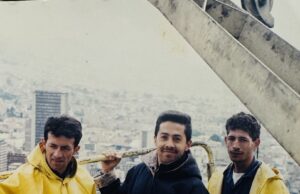 34 años suspendido sobre Bogotá: la vida de William Rojas entre los vidrios y la historia de la Torre Colpatria