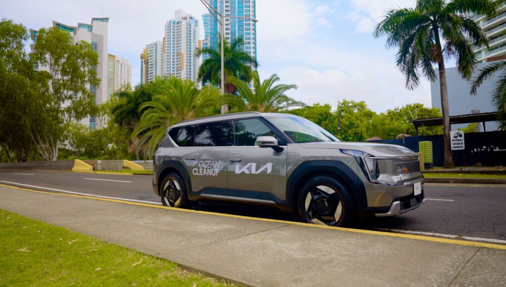 Kia the Ocean Cleanup