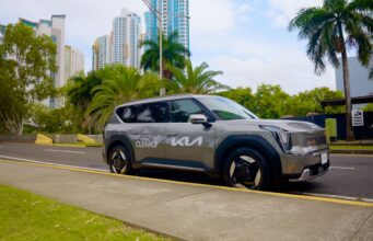 Kia y The Ocean Cleanup transforman la gestión de residuos en Ciudad de Panamá: tecnología Interceptor para frenar el plástico en los ríos