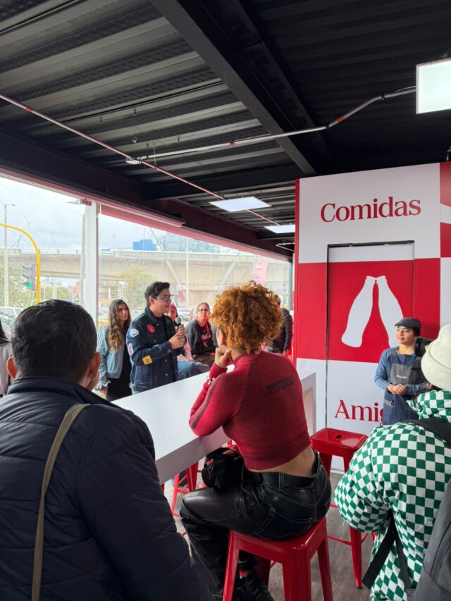 Coca-Cola lanza en Colombia su campaña «Meals»: una invitación a apagar las pantallas y reconectar alrededor de la mesa