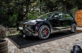 Porsche Cayenne Eléctrico debuta en Colombia: Autoelite marca una nueva era para el icónico SUV deportivo