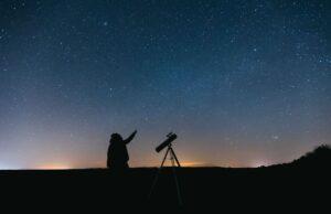 La Torre Colpatria transforma su mirador este octubre: astronomía con el Planetario, picnic panorámico, fitness y cultura pop