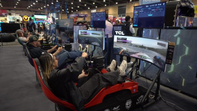 TCL consolida su ecosistema gamer en SOFA 2026: monitores OLED+ de hasta 480 Hz y pantallas de gran escala en Bogotá